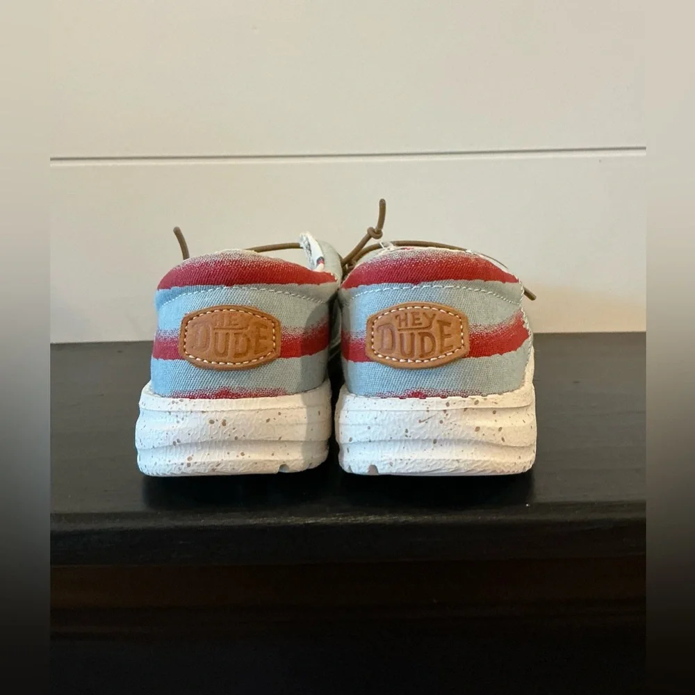 Hey Dude Kids Wally Slip-On Shoes Youth Size 1